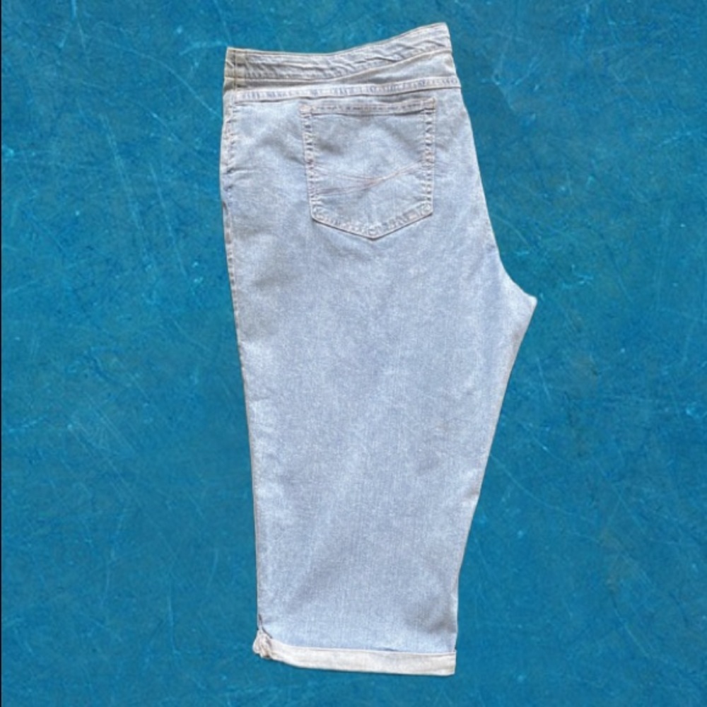 Lee Riders Capris - Picture 2 of 4